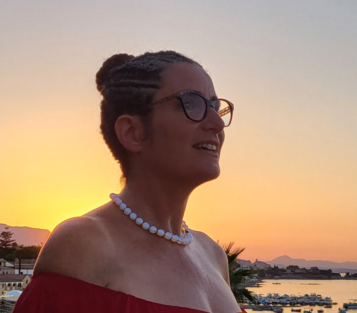 Photo de Sivan Cieutat Formations massage parent-bébé, massage bien-être, Hérault 34 prenatal band
